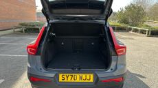 Volvo Xc40 2.0 B4P R DESIGN Pro 5dr Auto Petrol Estate